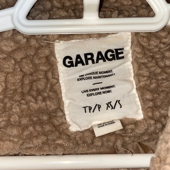 Teddy Jacket (Garage brand) - Picture 3 of 3